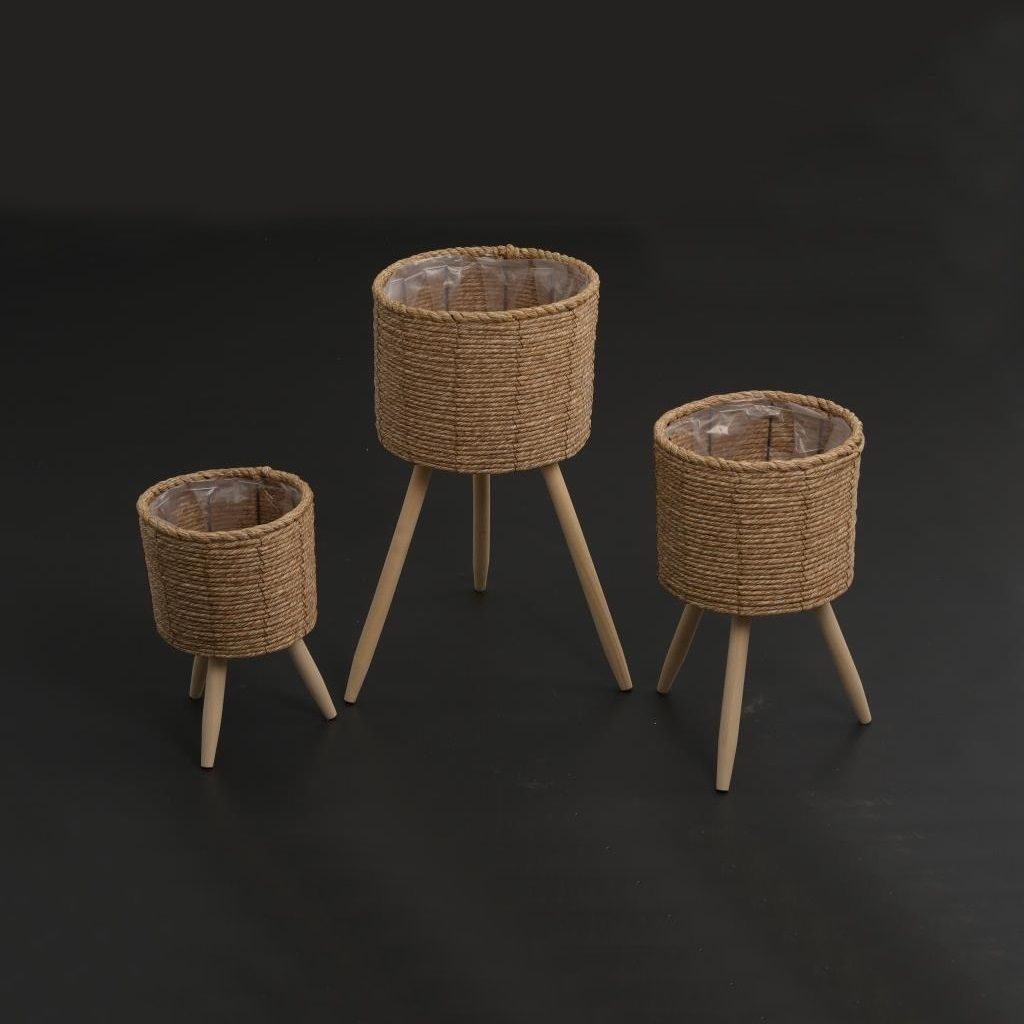 Кашпо коричневое 22х29 см с ножками 2024-7897