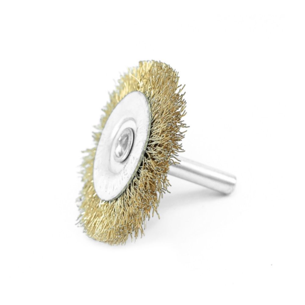 Щетка-крацовка для дрели плоская со шпилькой 50 мм латунированная Pobedit
