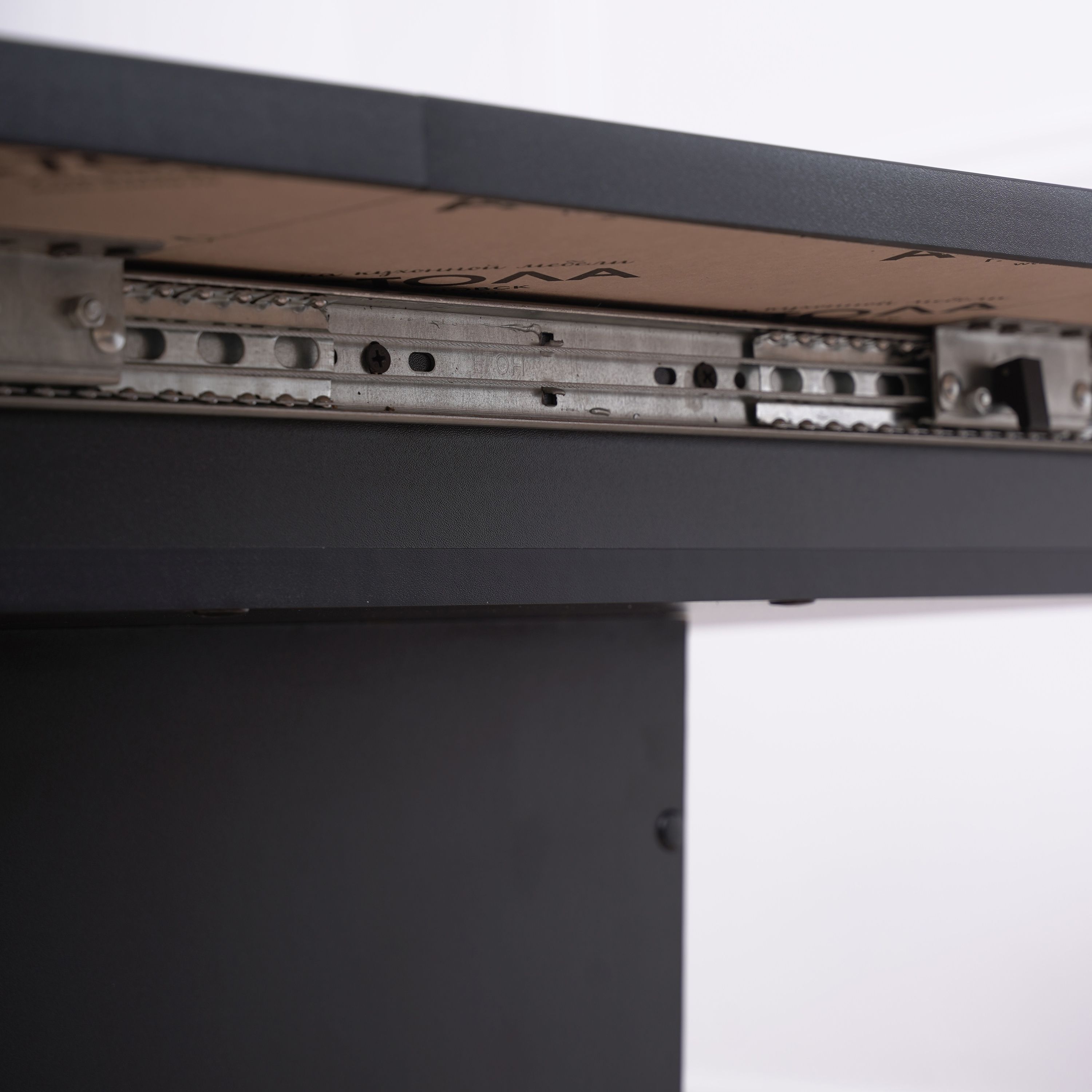 Стол раздвижной Грант 1080/1380х680х770 мм Черный, ЛДСП/Пластик HPL №3085