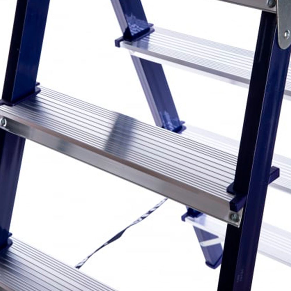 Стремянка стальная двусторонняя 4 ступени