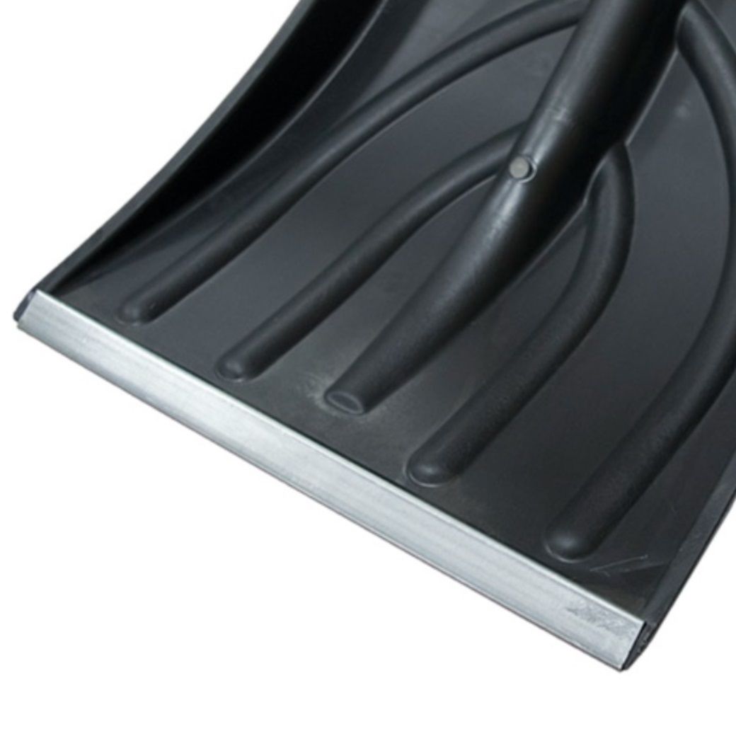 Лопата снегоуборочная пластиковая с планкой без черенка 380х365 мм