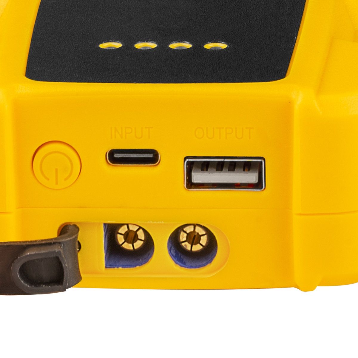 Устройство пуско-зарядное аккумуляторное Kolner KBJS 400/8 8000 мАч