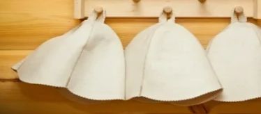 Шапки, рукавицы, коврики, тапочки для бани