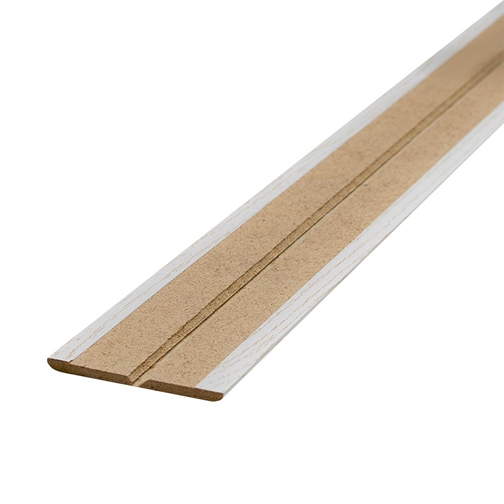 Угол МДФ универсальный Ясень белый 28х28х2600 мм