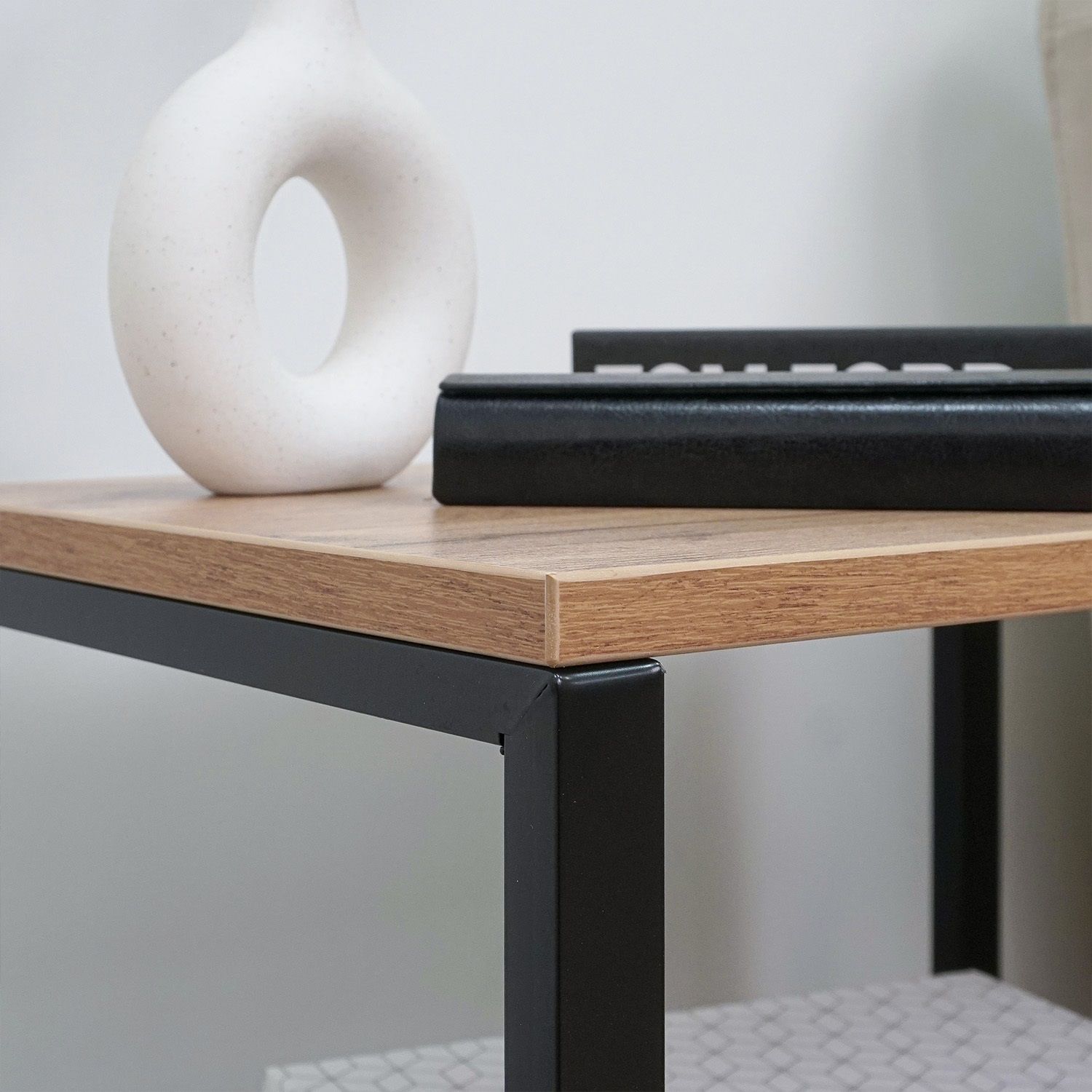 Тумба прикроватная Торонто 12Л 470х500х310 мм Черный