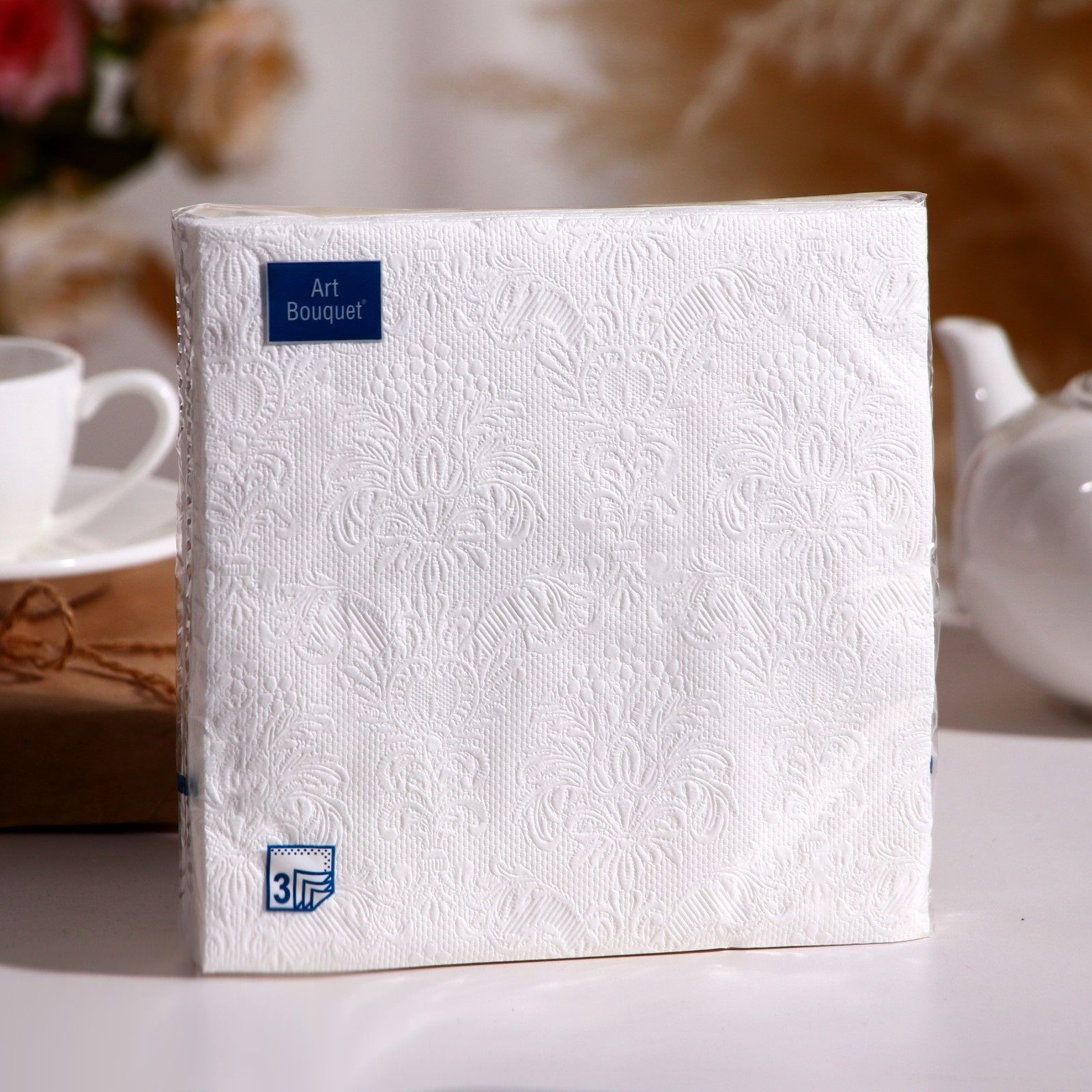Салфетки бумажные Art Bouquet Барокко 33х33 см 3-х слойные 16 шт белые однотонные