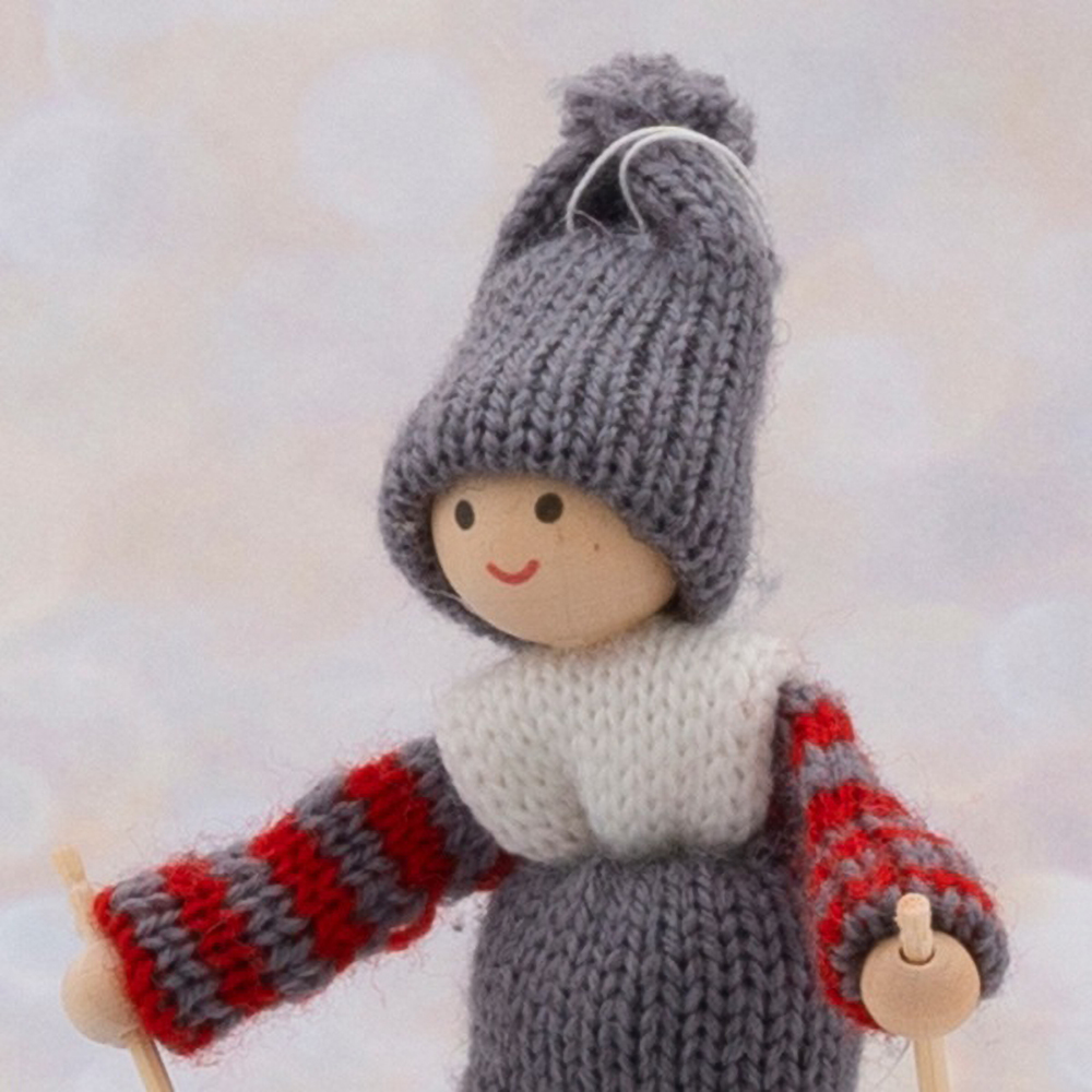 Игрушка елочная Моя Елочка Tiny deco Девочка на лыжах 12х8х6 см 2024-3096