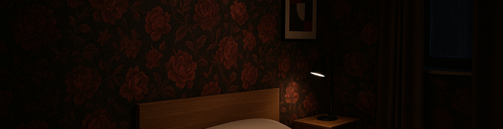 Как правильно подобрать обои под комнату: простой гид по характеристикам и материалам