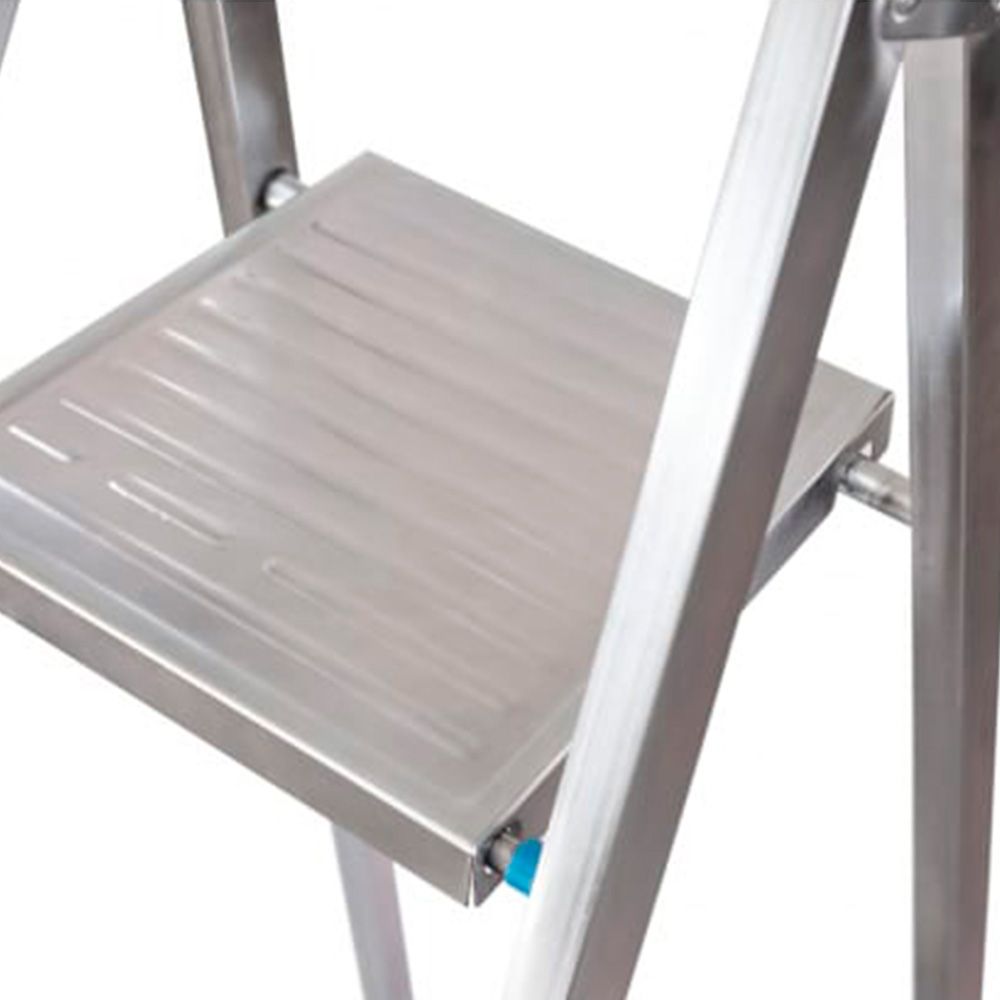 Стремянка стальная 6 ступеней