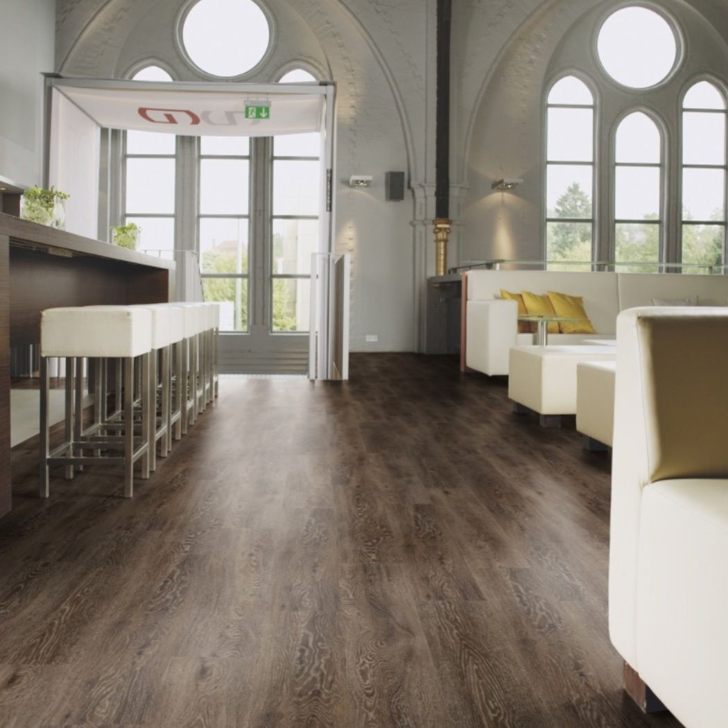 Ламинат 32 класс Kastamonu UNV Дуб темный шоколад 1380х193х8 мм 2,131 м2