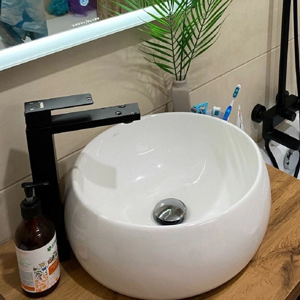 Смеситель для раковины Haiba HB11803-7 с гайкой черный