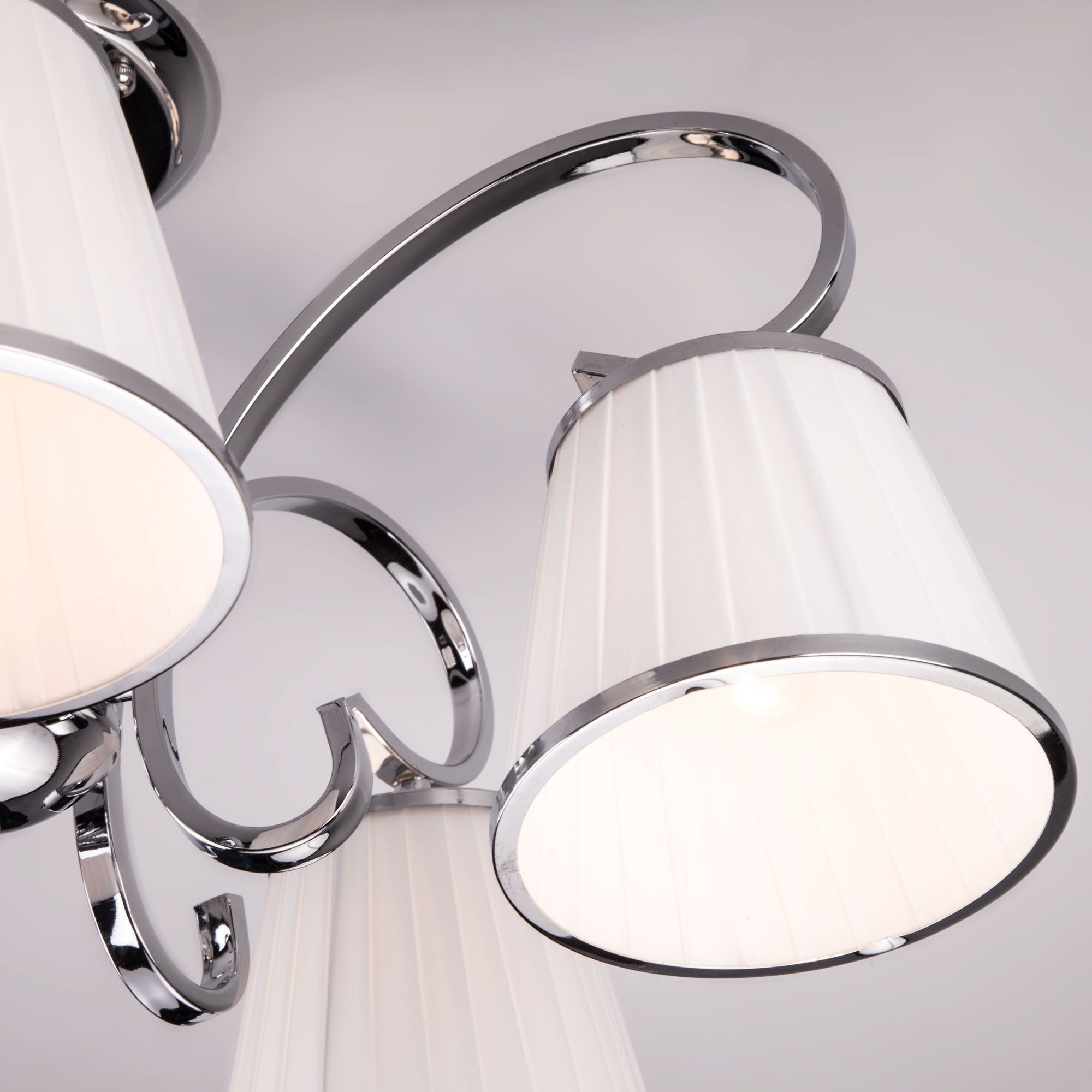 Люстра потолочная Eurosvet 60088/5 5х40 Вт E14 хром