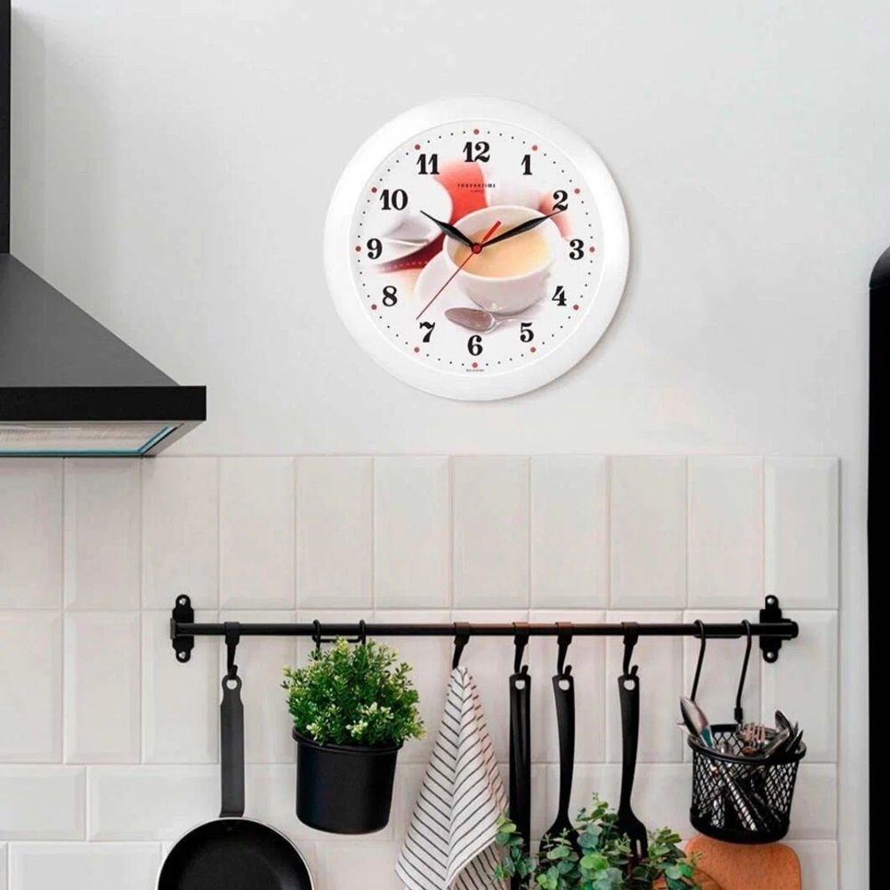 Часы настенные Тройка 11110187 круг 290мм белые Чашка кофе с молоком