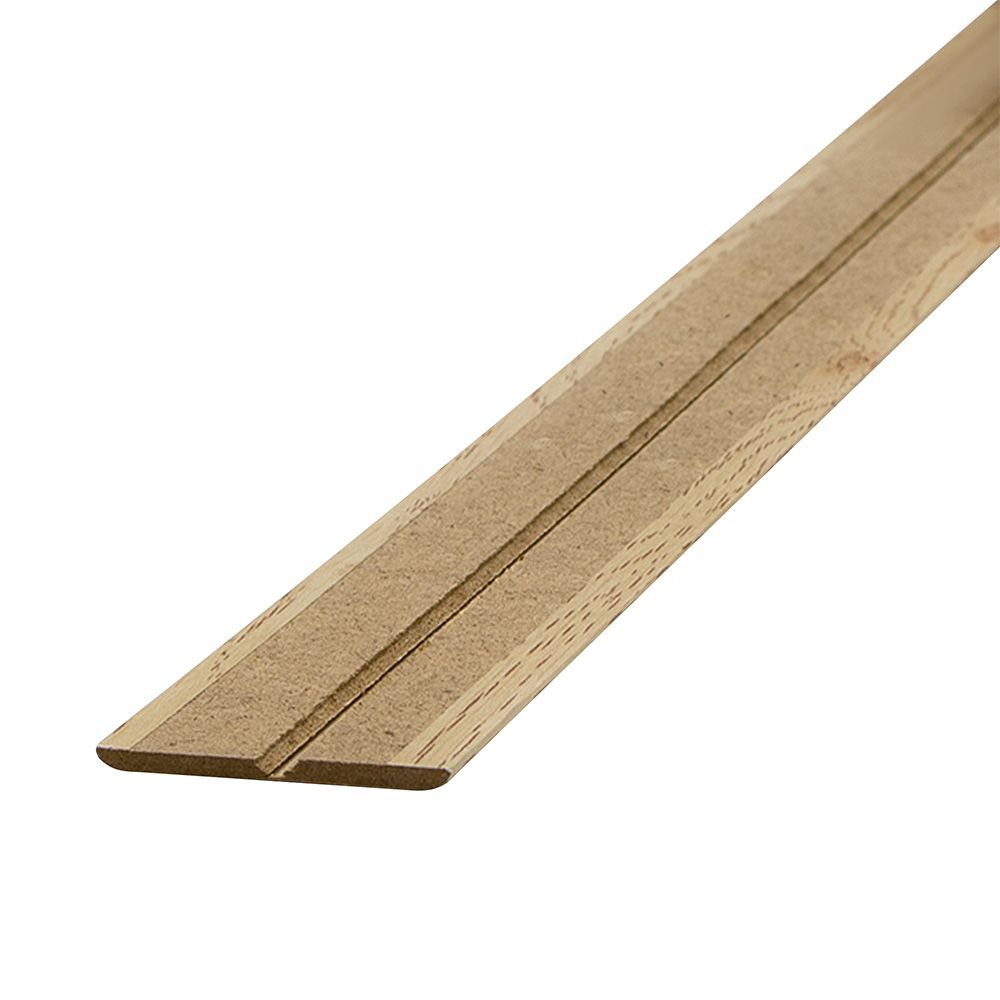 Угол МДФ универсальный Дуб сучковатый светлый 28х28х2600 мм