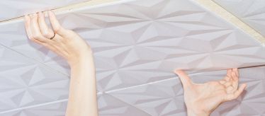 Потолочный клей