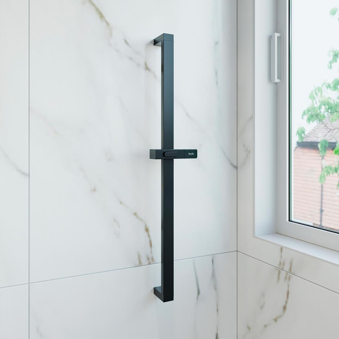Душевая стойка Iddis Slide SLI70BLi17 черная 700 мм