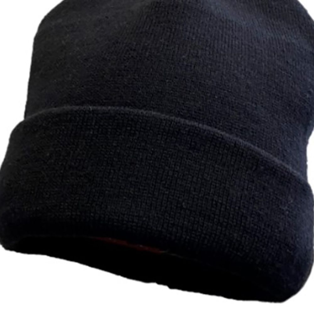 Шапка акриловая черная