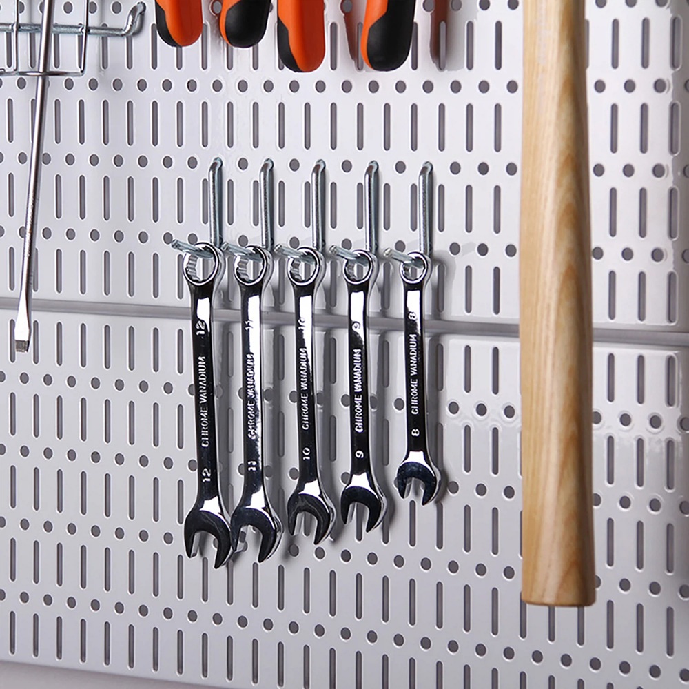 Панель перфорированная Блестящий алюминий L99G94GA 890х155мм