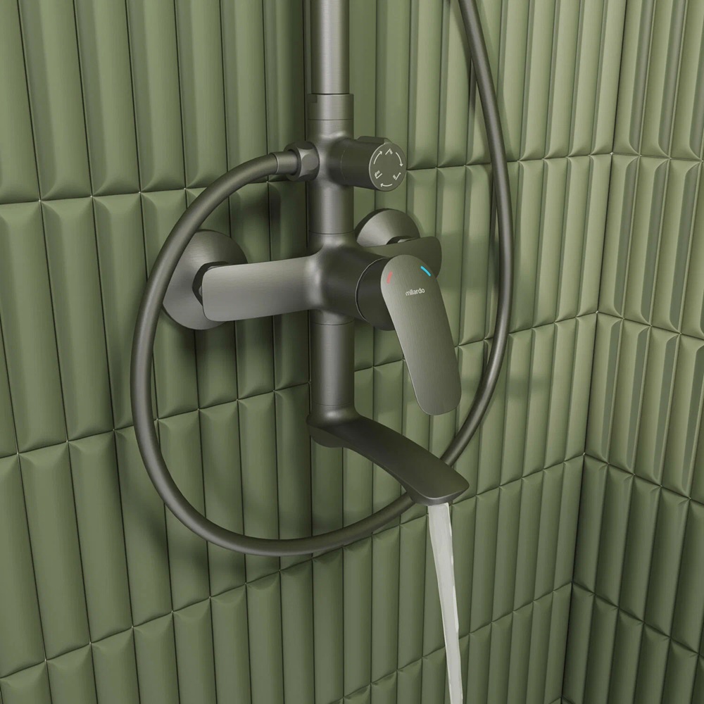 Душевая система Milardo Rora короткий излив, графит, однорычажный RORGM4FM06