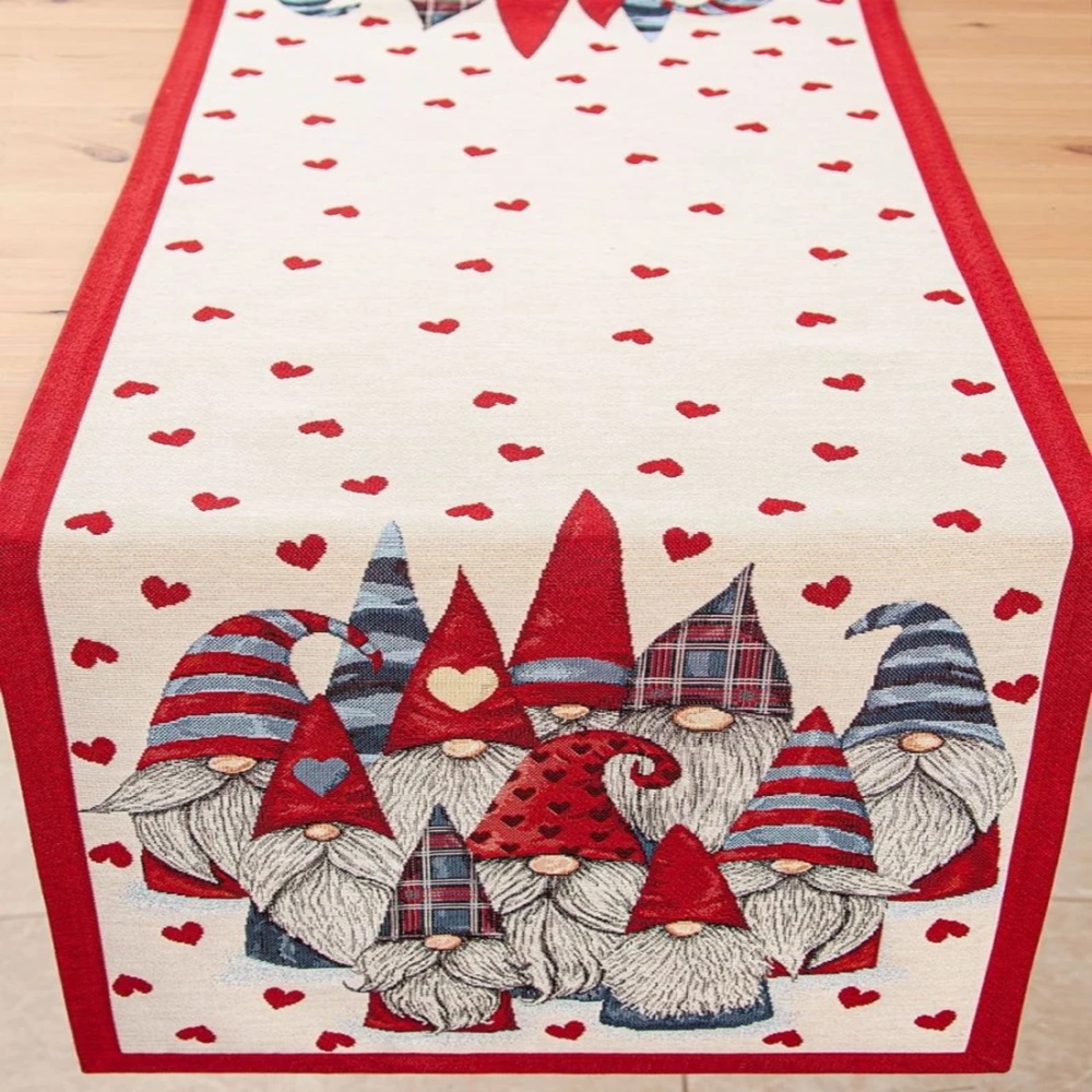 Салфетка сервировочная Гномы сердечки 44х140 см 2105198