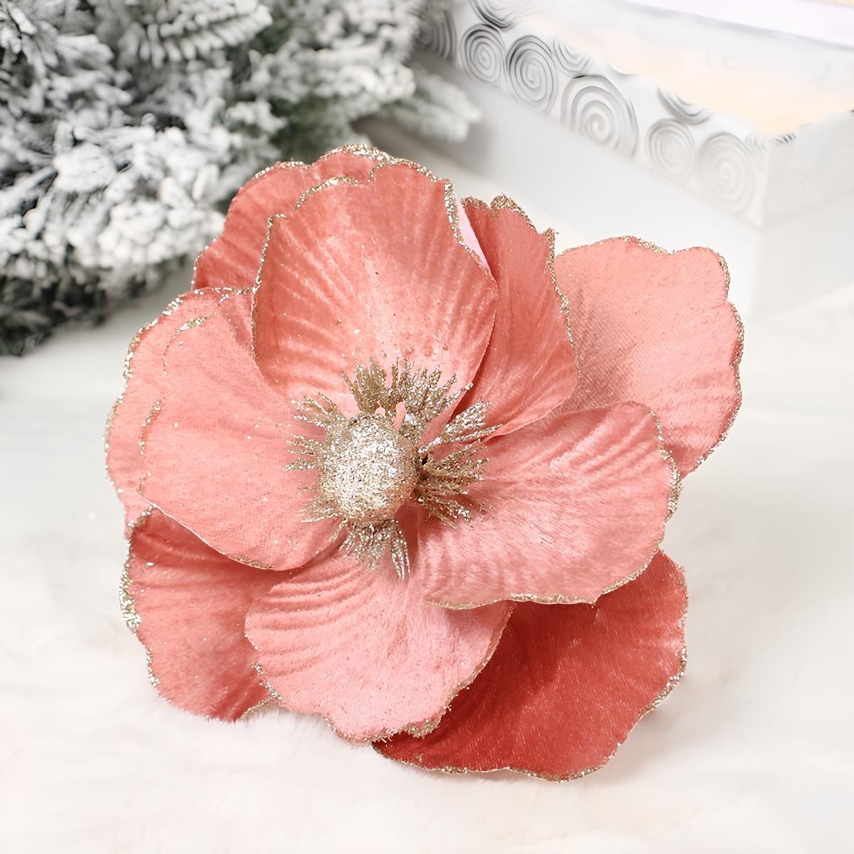 Украшение новогоднее Пуансеттия Нежное прикосновение 17 см розовое золото 107-5860