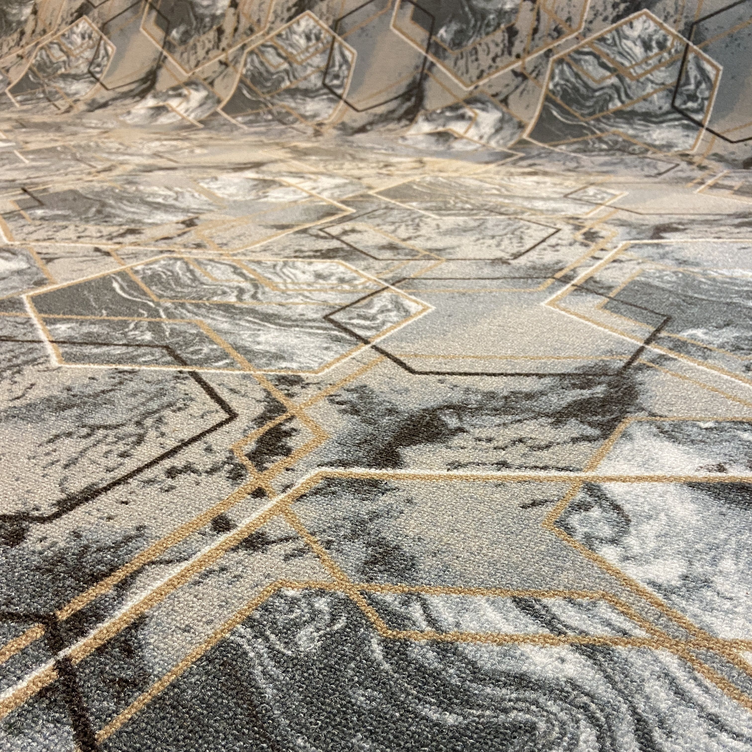 Ковролин принт Gissar 023-11 2 м серо-золотой