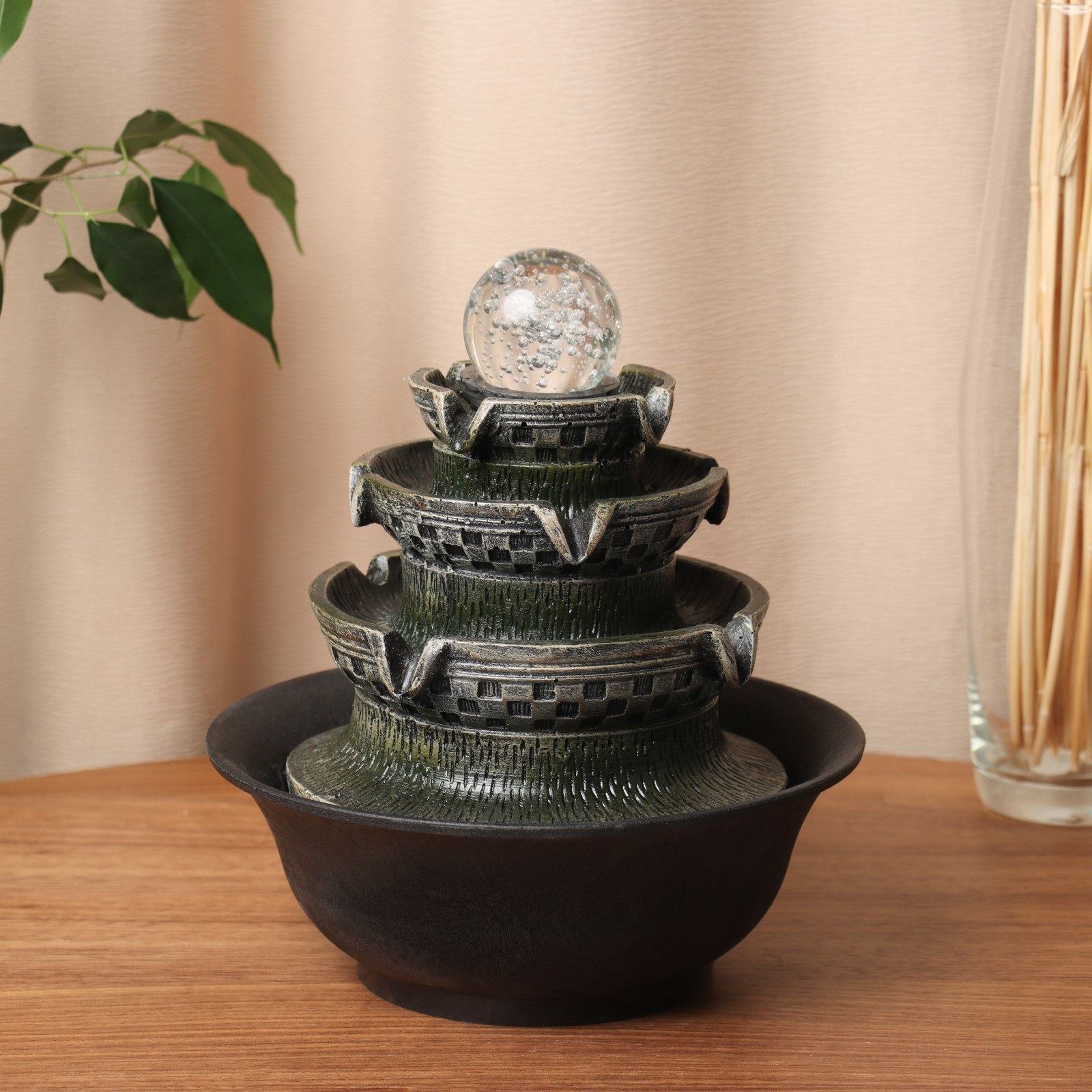 Фонтан декоративный 24х21х21 см с шаром и подсветкой 2024-7049
