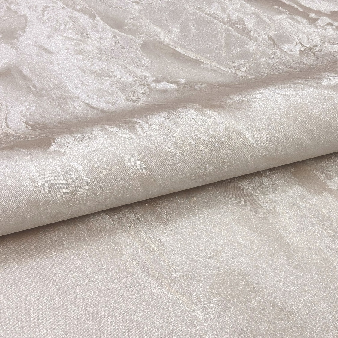 Обои Erismann Континент 61000-04 бежевые мрамор 1,06х10 м