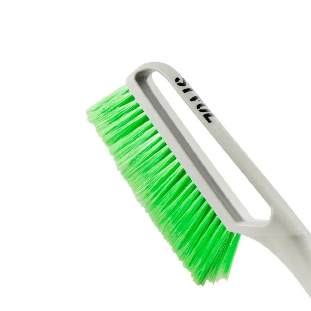 Щетка от снега и льда STVOL эргономическая рукоятка мягкая распушенная щетина 60 см+скребок