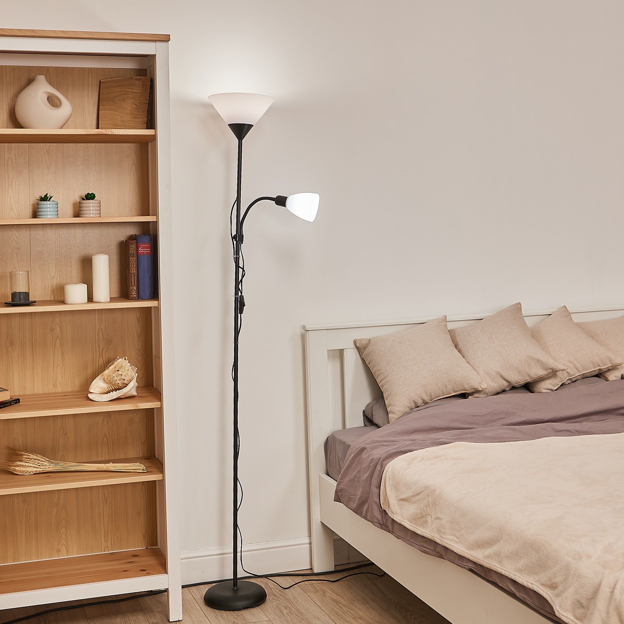 Торшер UML-T520 E27+E14 black/white