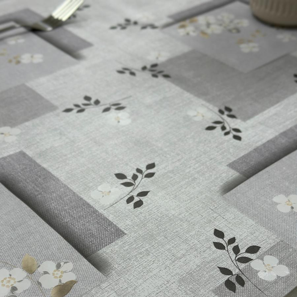 Клеенка ПВХ на нетканой основе Camelia 13612 1,4 м