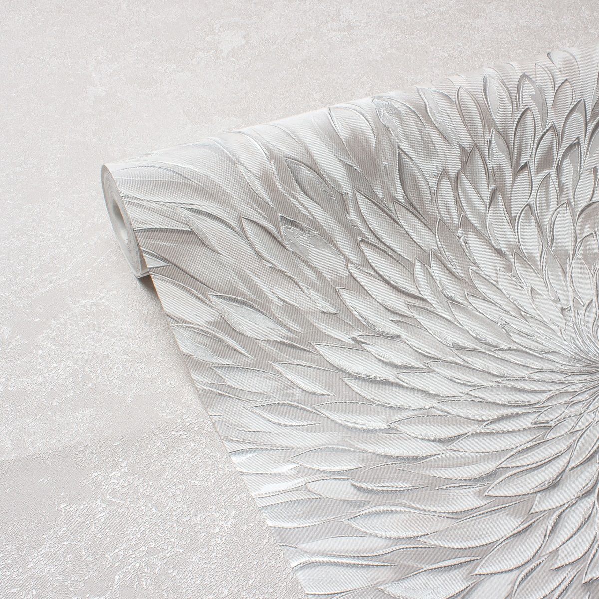 Обои Victoria Stenova Astra 589516 пудровые цветы крупные, астра 1,06х10,05 м