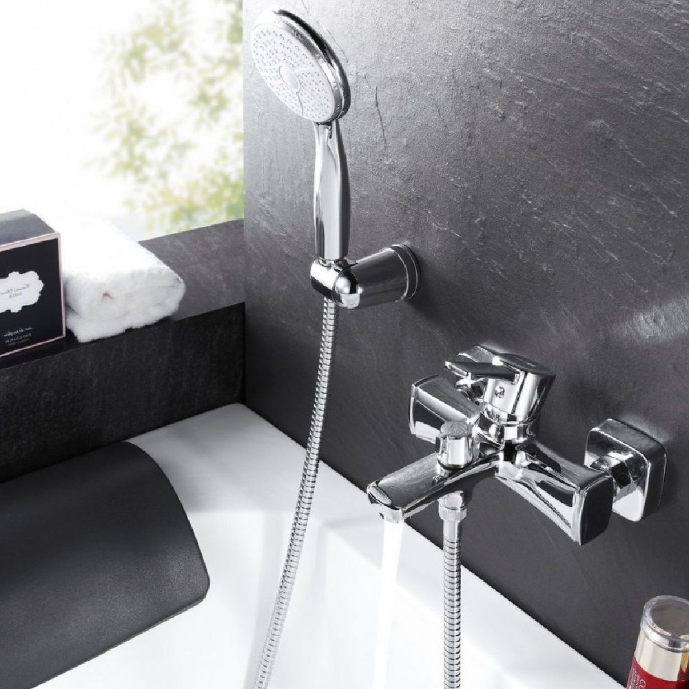 Смеситель для ванны Lemark Evitta LM0514C однорычажный короткий излив керамич дивертор