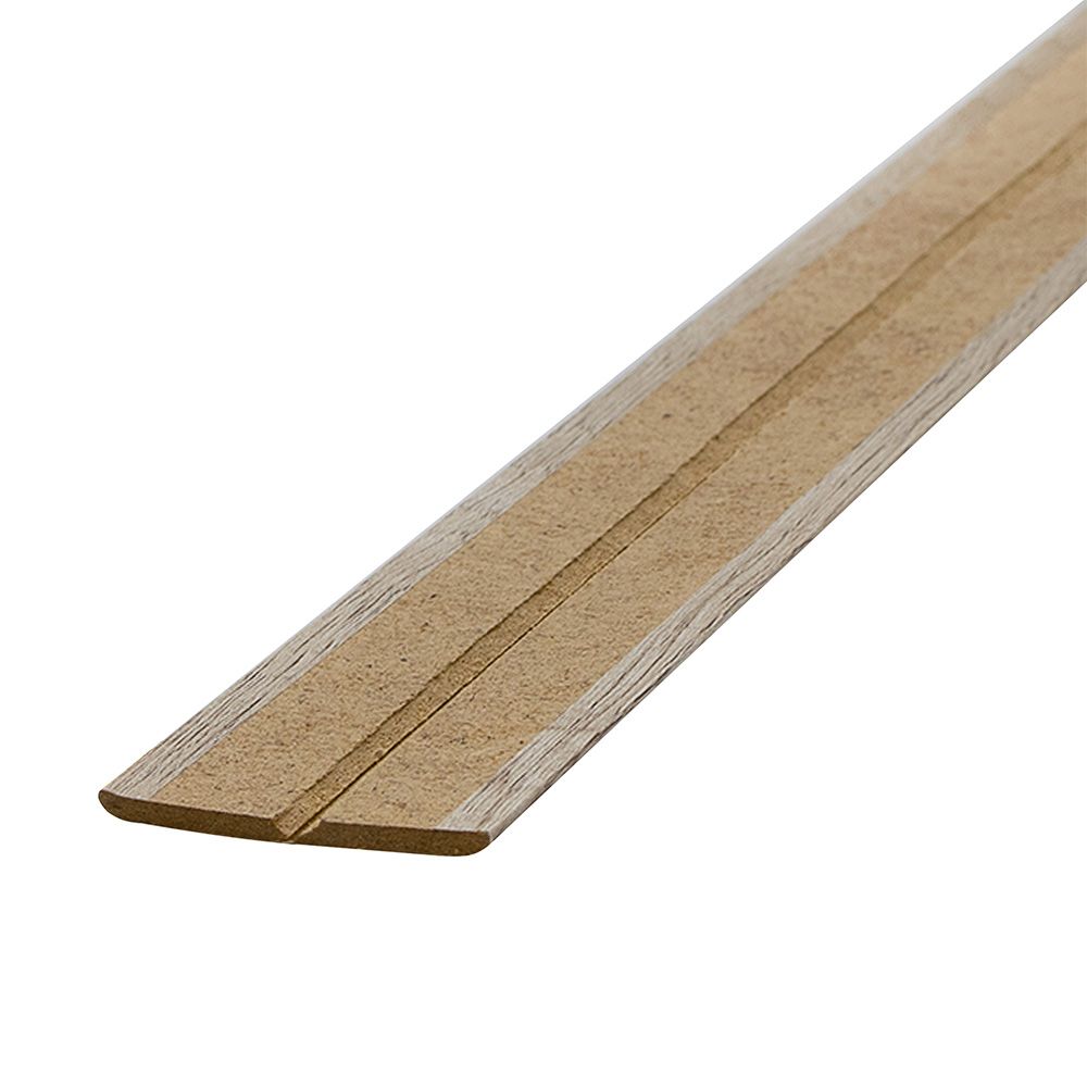 Угол МДФ универсальный Орех пекан светлый 28х28х2600 мм