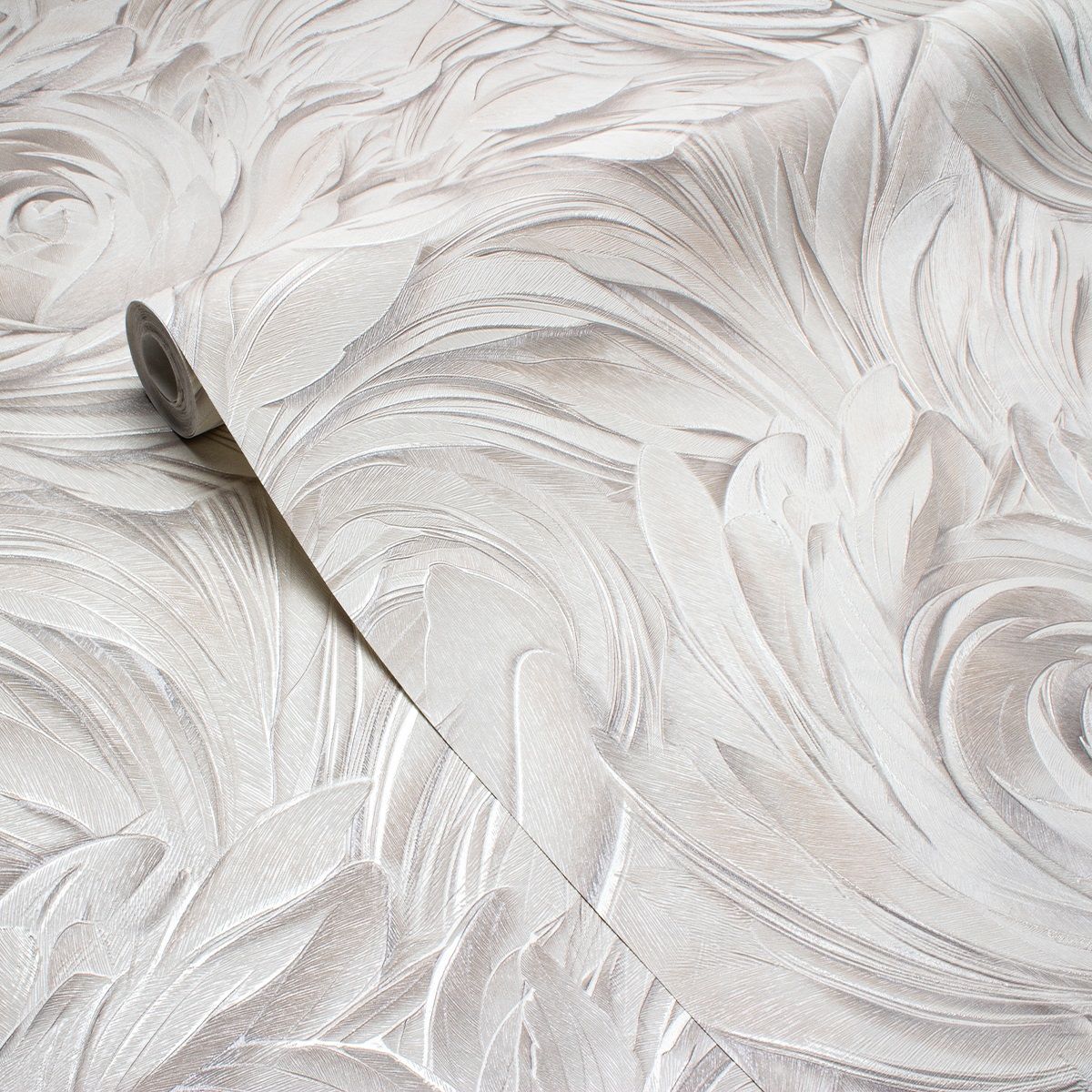 Обои Victoria Stenova Olimpia 585311 бежевые цветы крупные 1,06х10 м