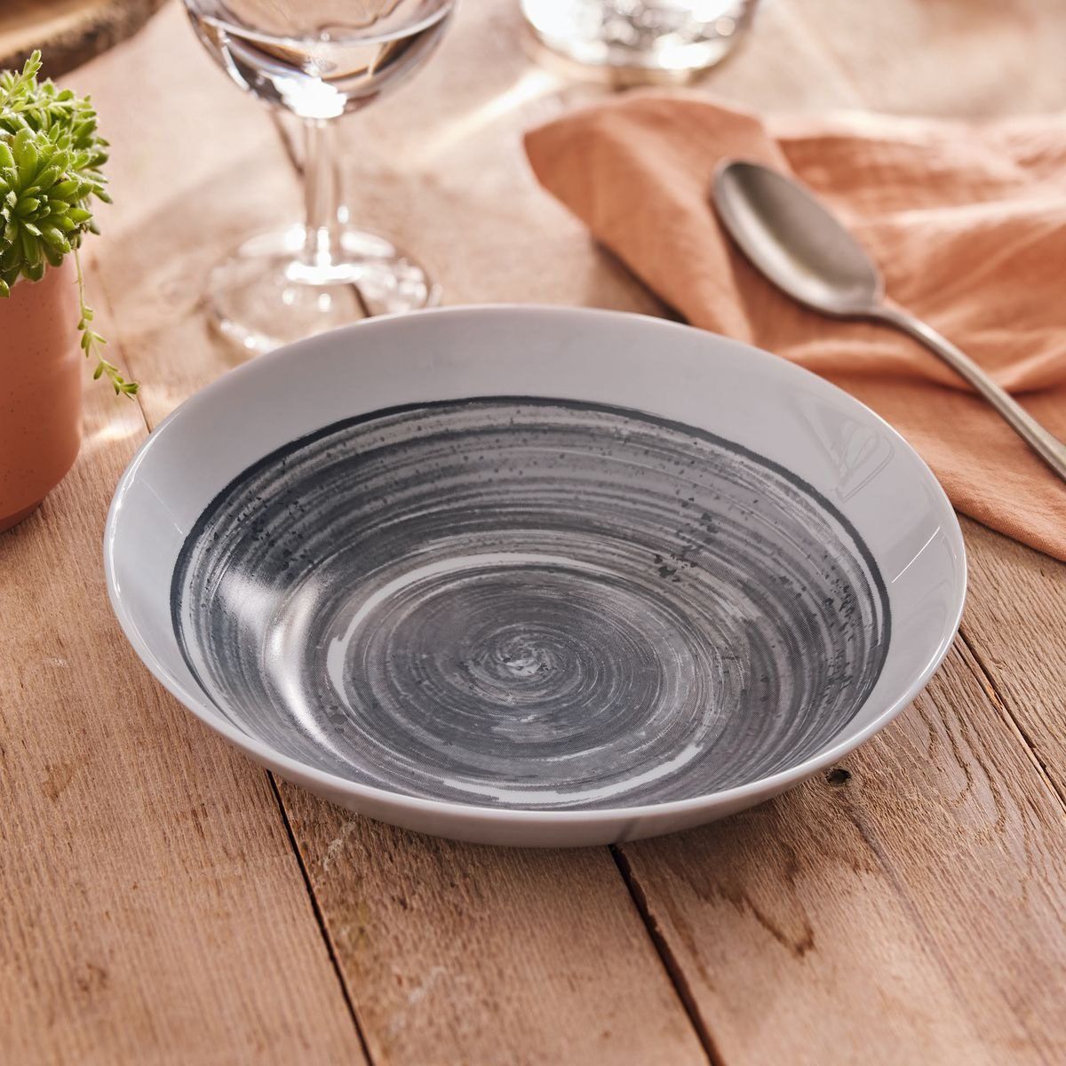 Тарелка суповая Artist 20 см