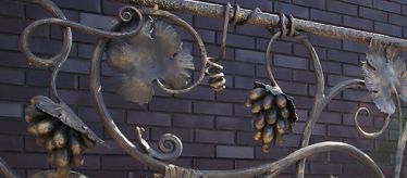 Кованая виноградная лоза