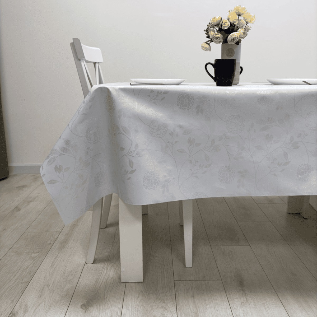Клеенка ПВХ на нетканой основе Camelia 10543-0 1,4 м