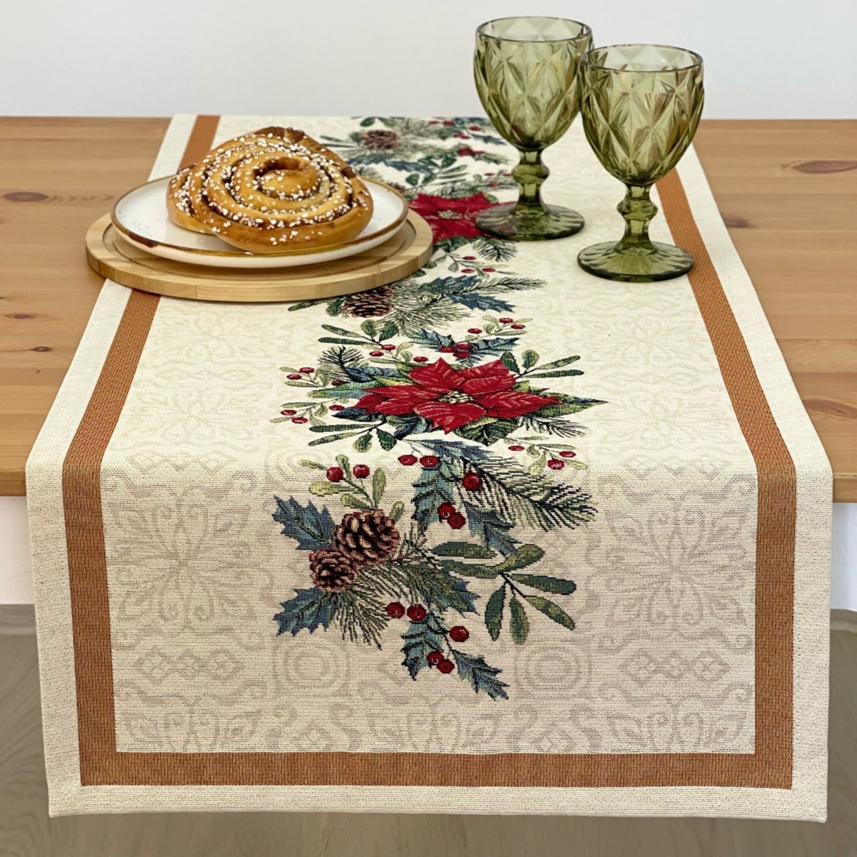 Салфетка сервировочная Рождественская звезда 44х140 см 2310333