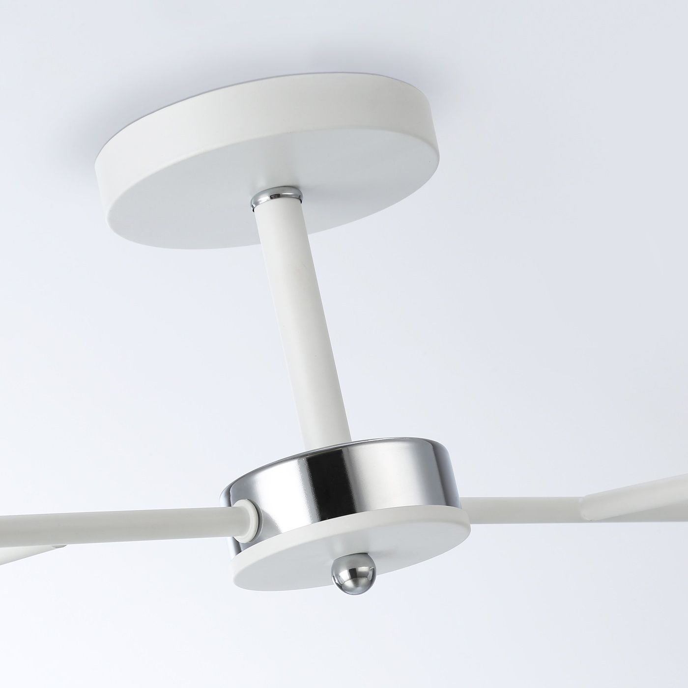 Люстра потолочная TR303201/2 WH/CH/FR 2х60Вт Е27 47х37х26 см белый/хром/белый матовый