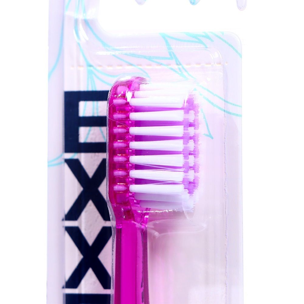 Щетка зубная Exxe Fusion Белоснежная улыбка средняя жесткость
