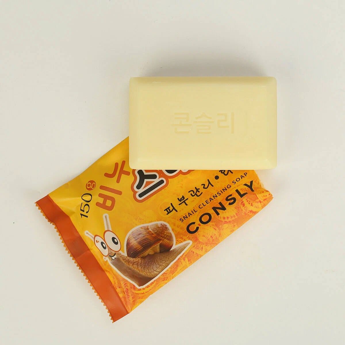 Мыло туалетное Consly Восстанавливающее с муцином улитки 150 г