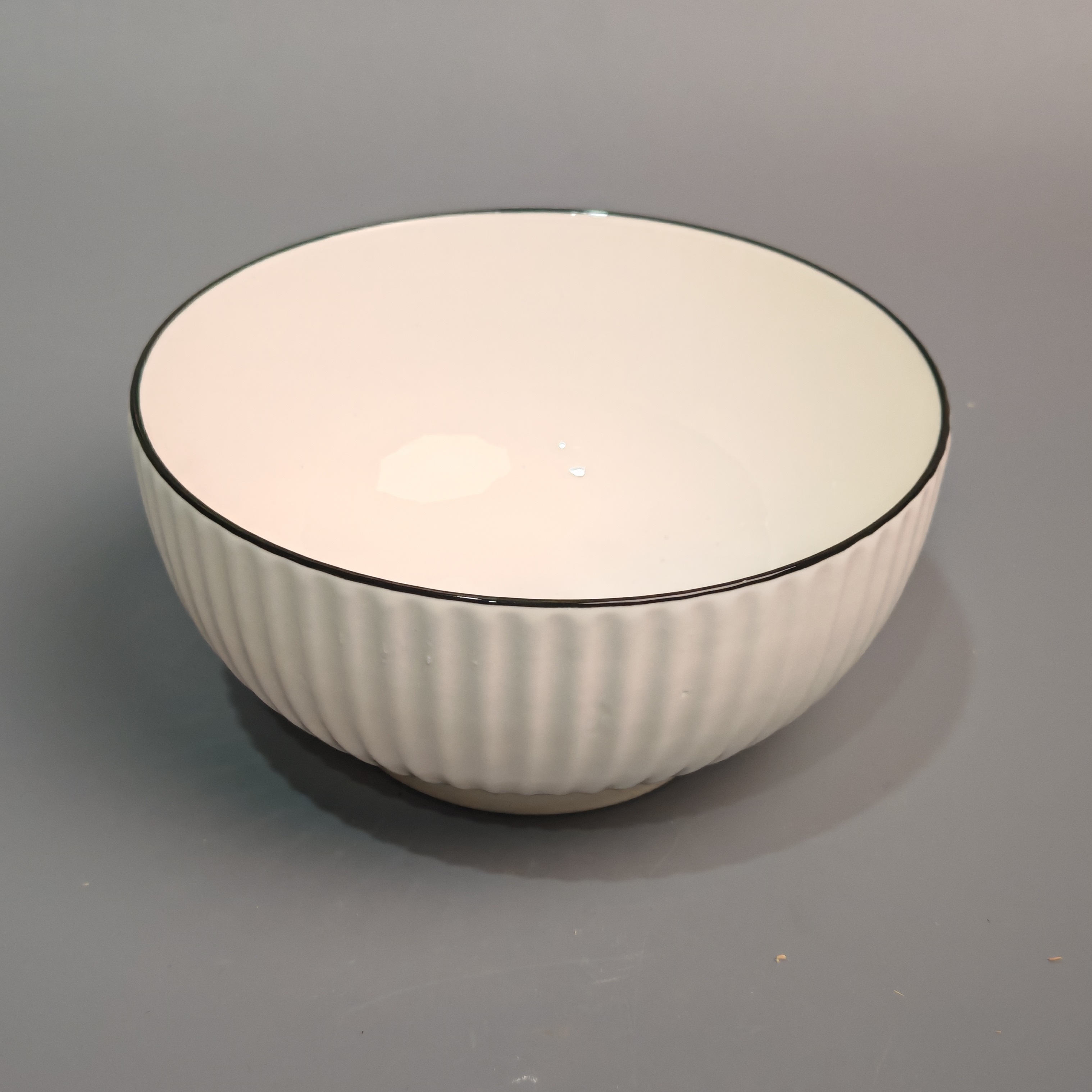 Тарелка глубокая 18х3,5 см керамика 2025-1233