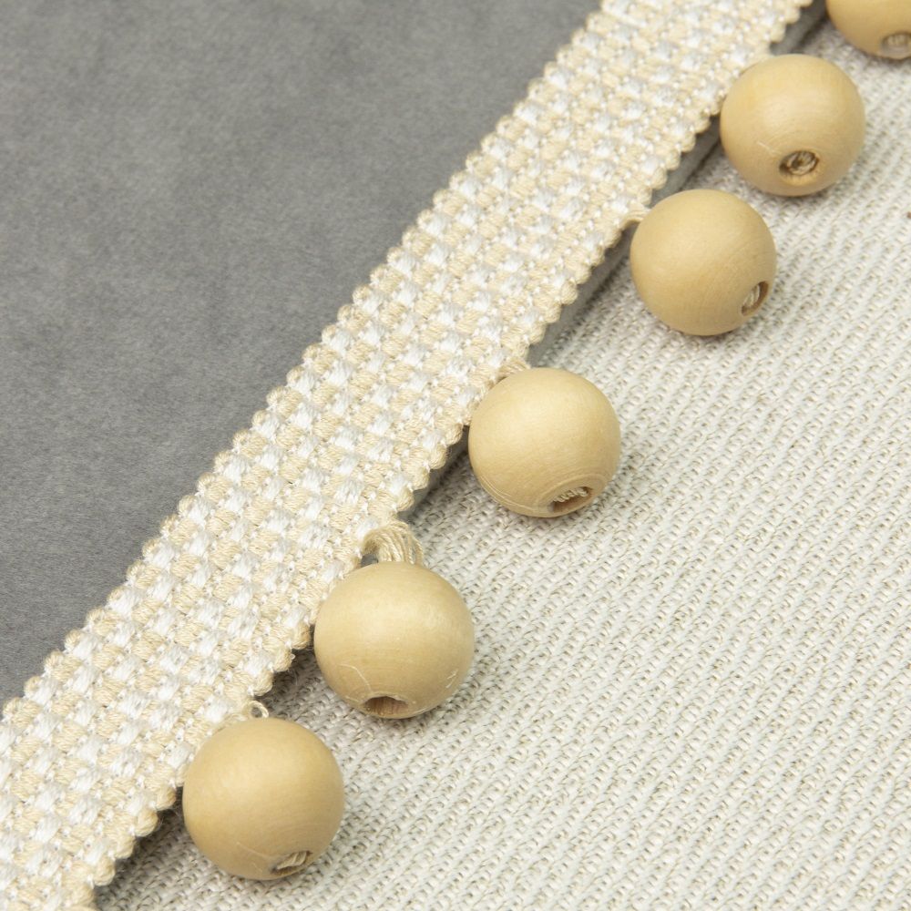 Бахрома для штор с деревянными шариками натуральный