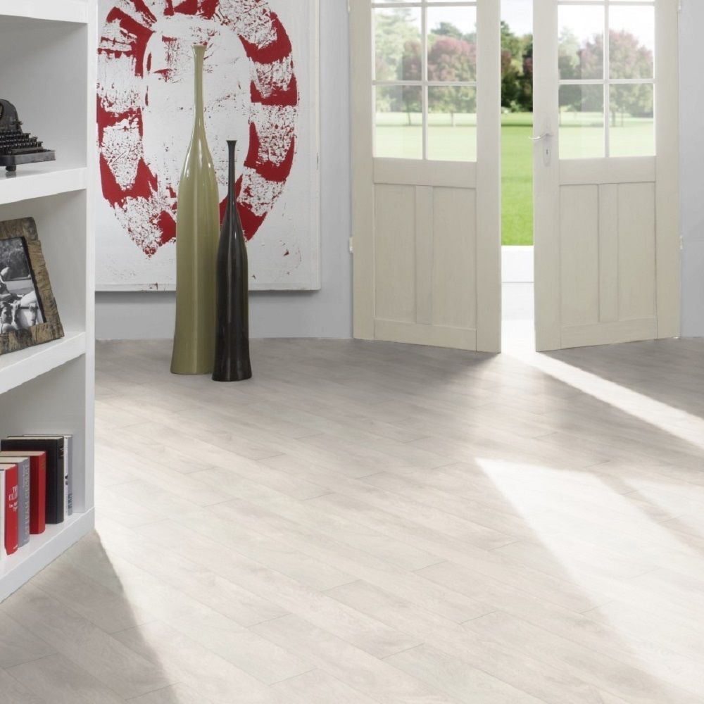 Ламинат 33 кл Kastamonu BLA Дуб горный светлый 1380х193х8 мм 2,131 м2