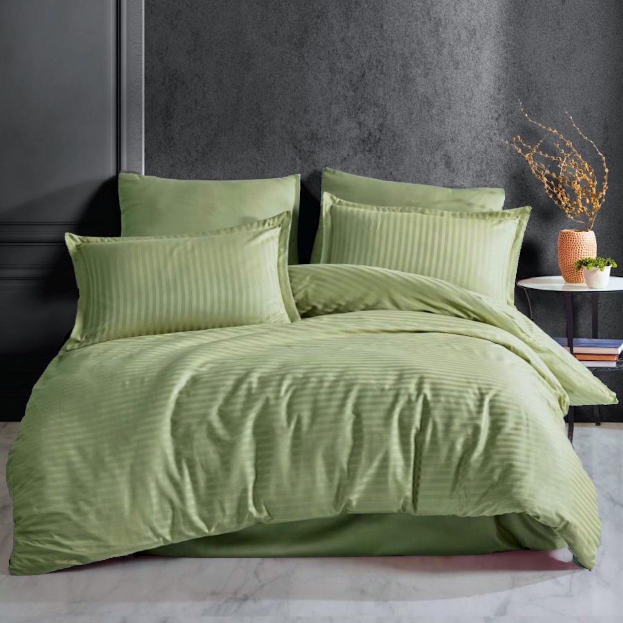 Наволочка 70х70 см страйп-сатин фисташковый