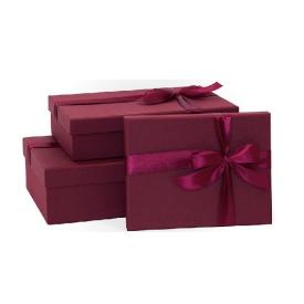 Коробка подарочная Рогожка с бантом тиснение бордовый 170х170х70